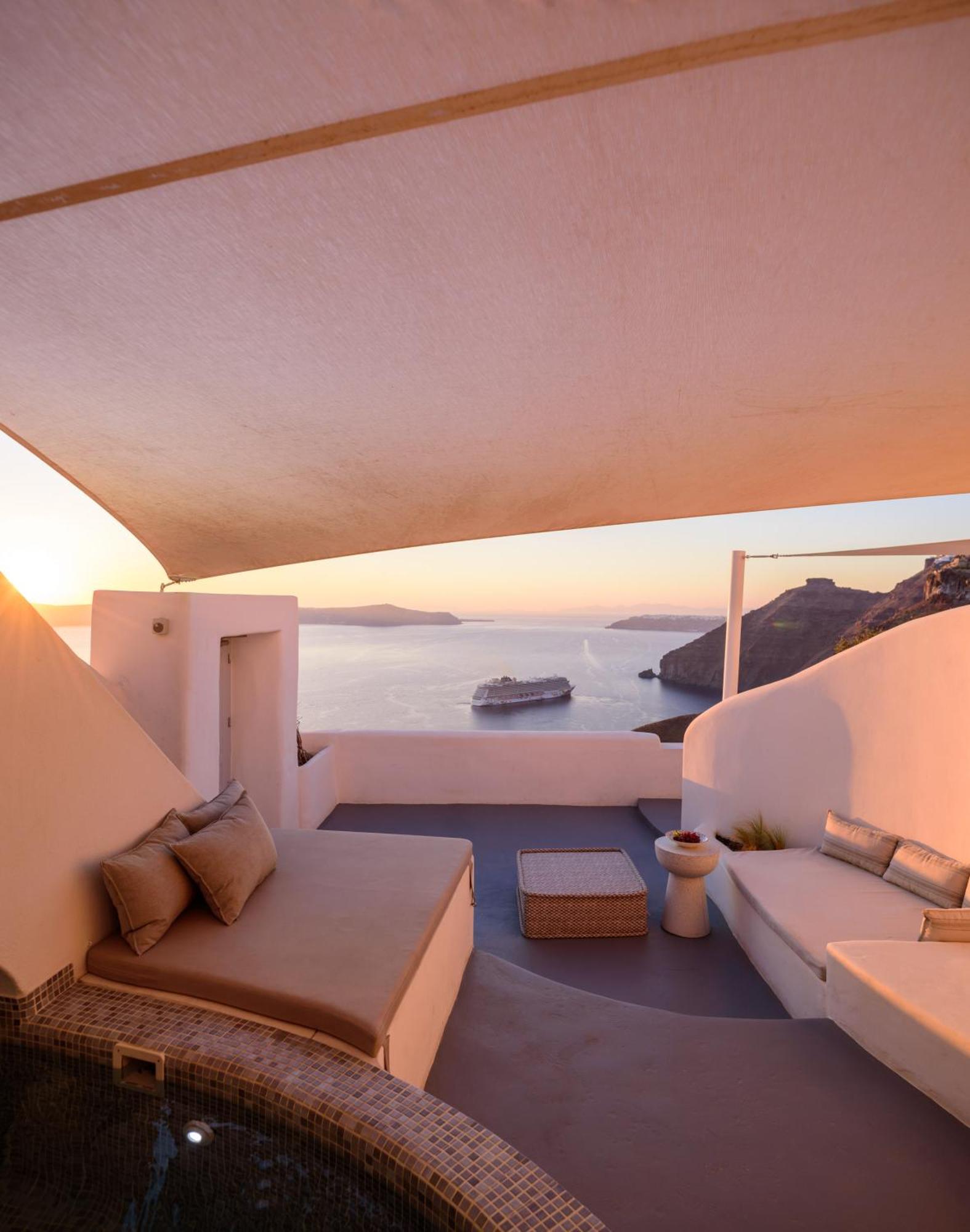 Revelis Villa & Canava Fira  Exterior foto